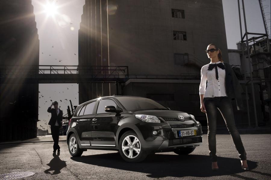  Toyota Urban Cruiser 2009 года  (фото 59 из 113)